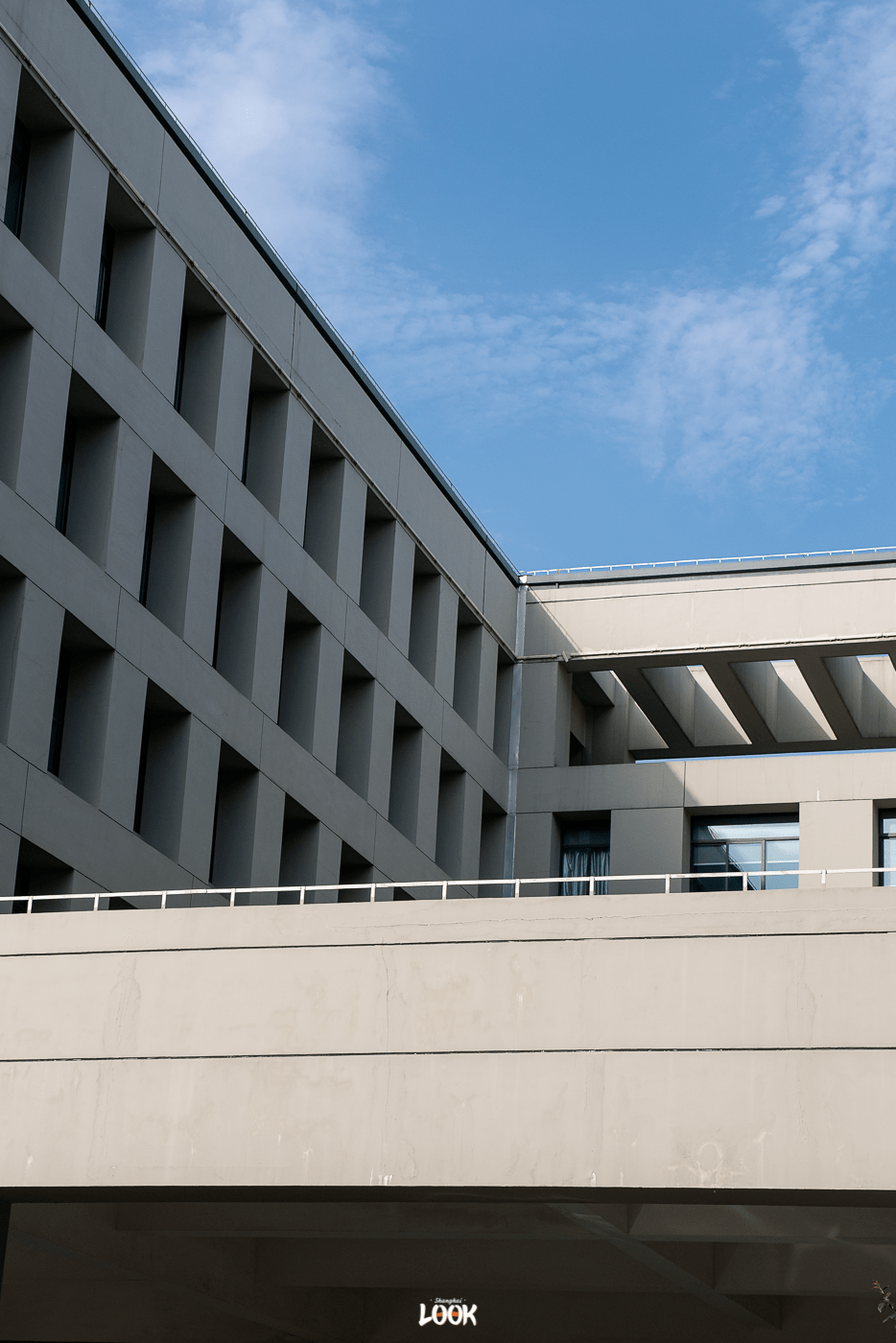 look | 上海大学,上海哪所大学?