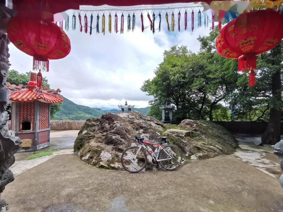 永春县潘山岩风景照