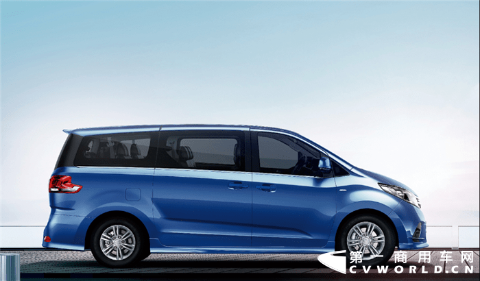 三孩来了 mpv小了不?2022款上汽大通maxus g10汽油超值版了解一下