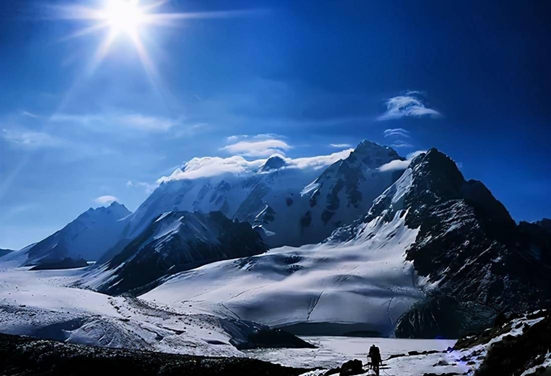 「博格达峰」神圣的通灵之山