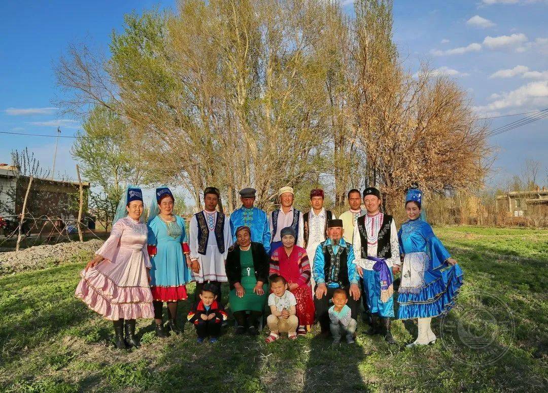 《塔塔尔族》2017年摄于新疆