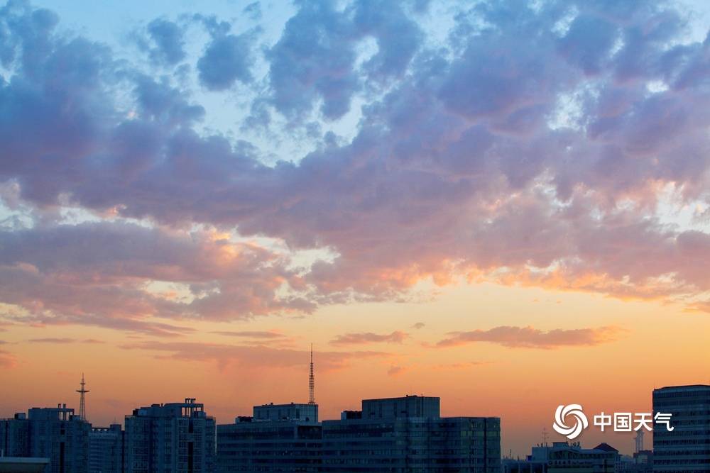 天气网讯 今天(6月21日),是进入夏至节气的第一天,北京以晴转多云为主