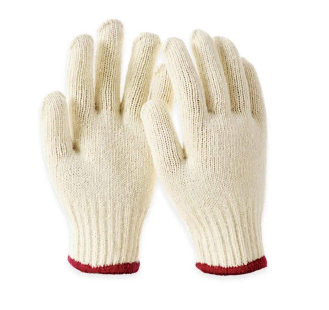 防护手套的种类有很多,其中包括了白色棉质手套,乳胶手套,也包括各种