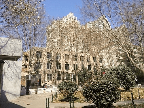 2005 陕西师范大学美术学院成立 前国务院副总理李岚清 来我校视察