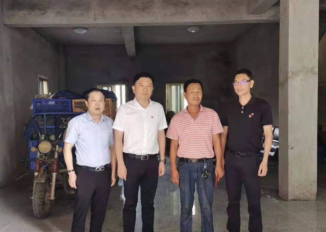 【领导关怀】市委副书记王明元到安海镇开展"七一"慰问活动