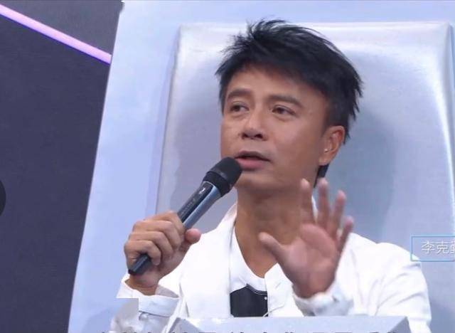 代替周杰伦!香港歌手李克勤加盟《中国好声音》,传酬劳高达千万