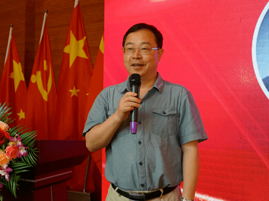 江西省建筑业协会防水分会换届:宁小春连任会长,王江龙当选轮值会长!