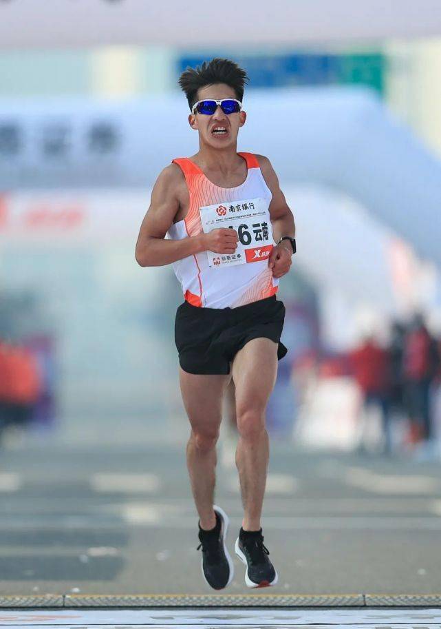 去东京奥运会的中国马拉松选手是他们_彭建华