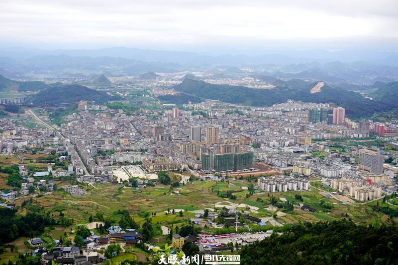 现如今的丹寨县城新全景