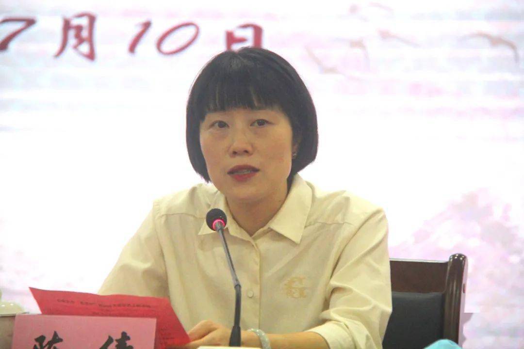 南安市委常委,副市长人选陈倩在讲话中重点讲述了"西学中"对我市人才