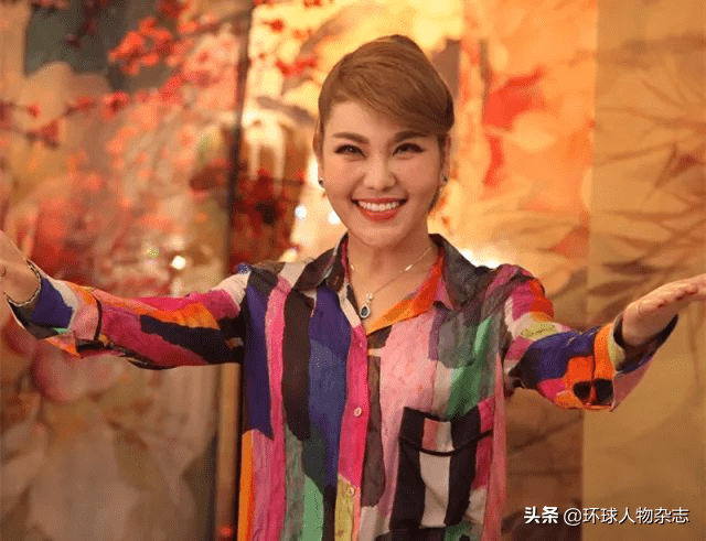 《套马杆》成大型"躲汉子"现场,乌兰图雅遭群嘲冤不冤?
