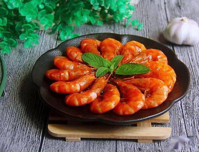 二:茄汁油焖大虾