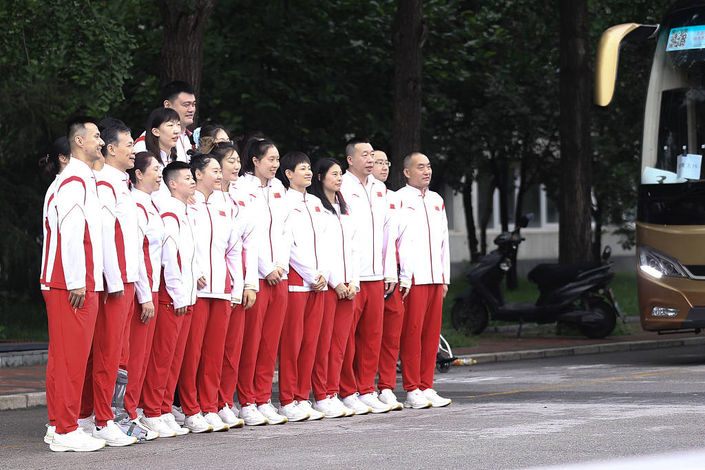 前瞻|2020东京奥运会前瞻：中国女篮启程 许利民带伤出征姚明随队