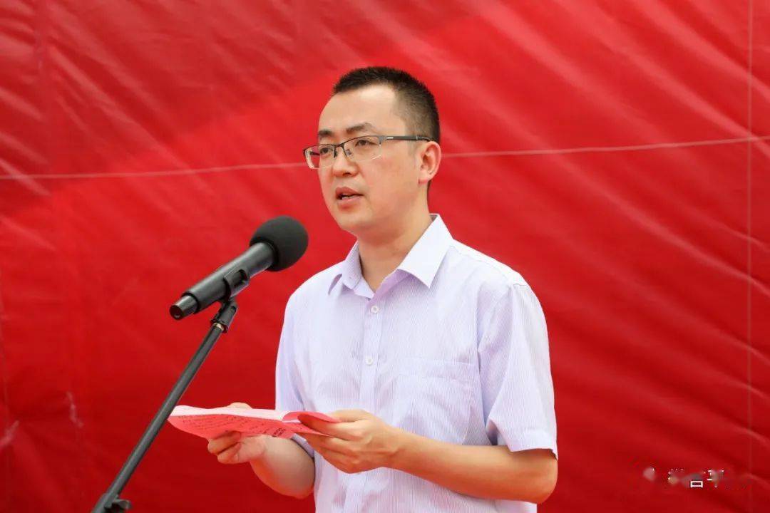 平果市委副书记,市人民政府副市长,代理市长郭嘉致辞
