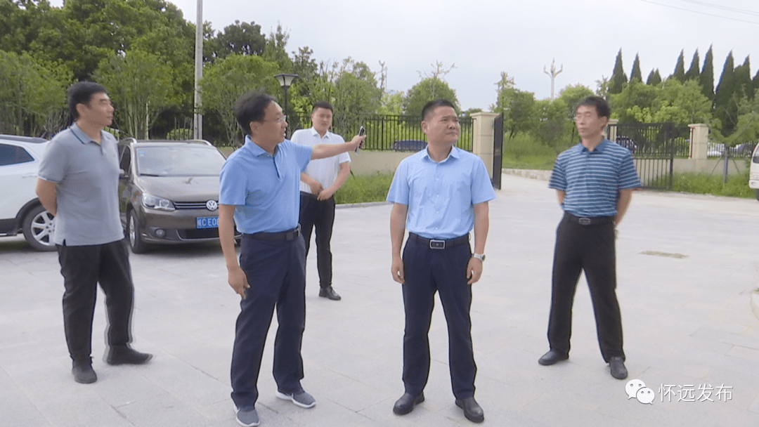7月20日,县委副书记,县长高东升前往茨淮新河上桥闸和李嘴子排涝站