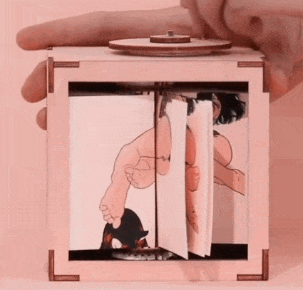 2岁画画成名,14岁靠羞羞画成天才女神,25岁跳起钢管舞