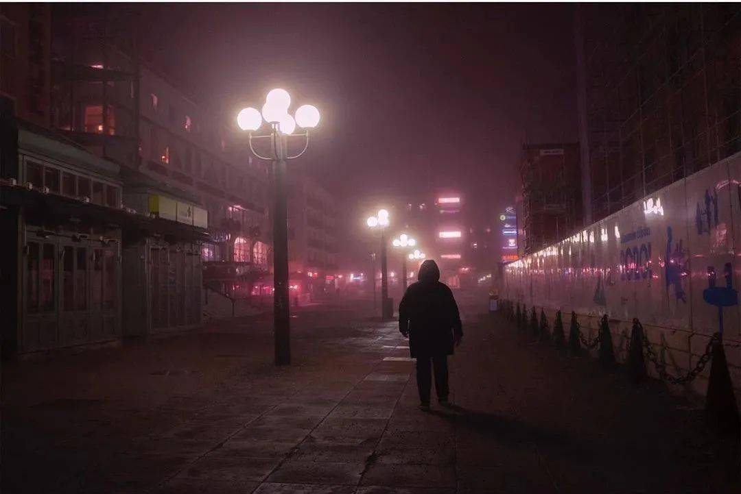 灯火阑珊的夜景看腻了?试试这6招,拍出迷离孤寂的夜