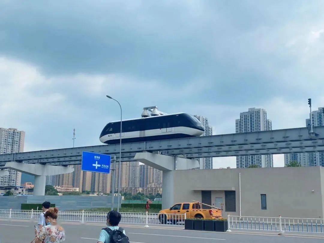 当下璧山拥有  西南第一条