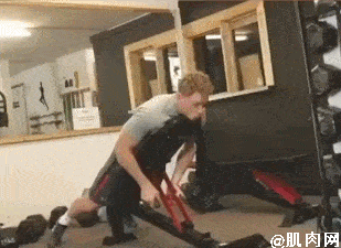 你健身就健身,但能不能不要那么骚