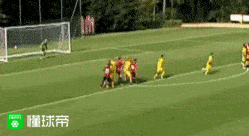 第42分钟,特奥-埃尔南德斯轰出世界波直窜网窝,米兰5-0领先!