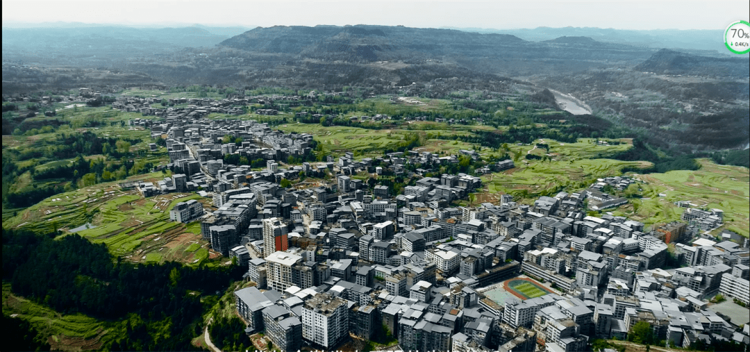 通江县铁佛镇地处川东北低山区,位于通江县境南部,距通江县城38公里