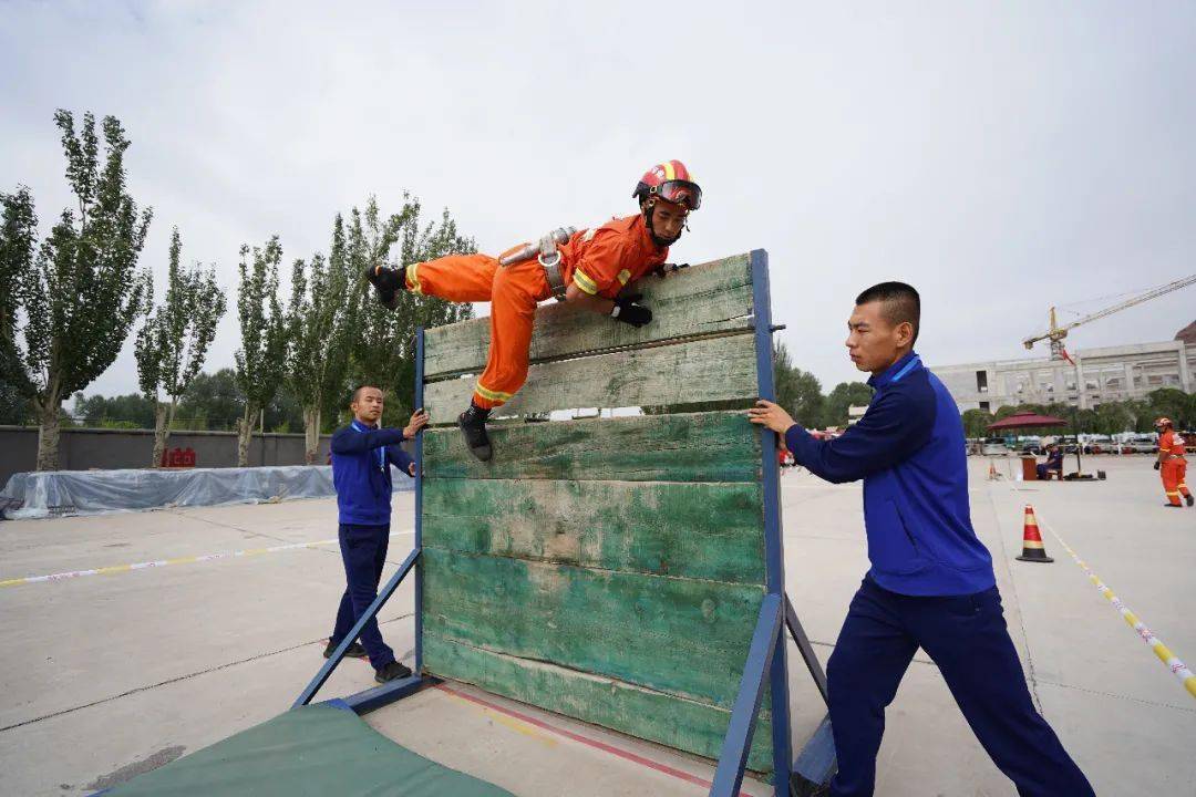 向战而训砺炼尖兵青海消防高原卫士2021体能比武对抗赛圆满落幕