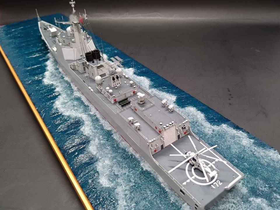 模玩秀中国海军052d型驱逐舰172昆明舰1350模型