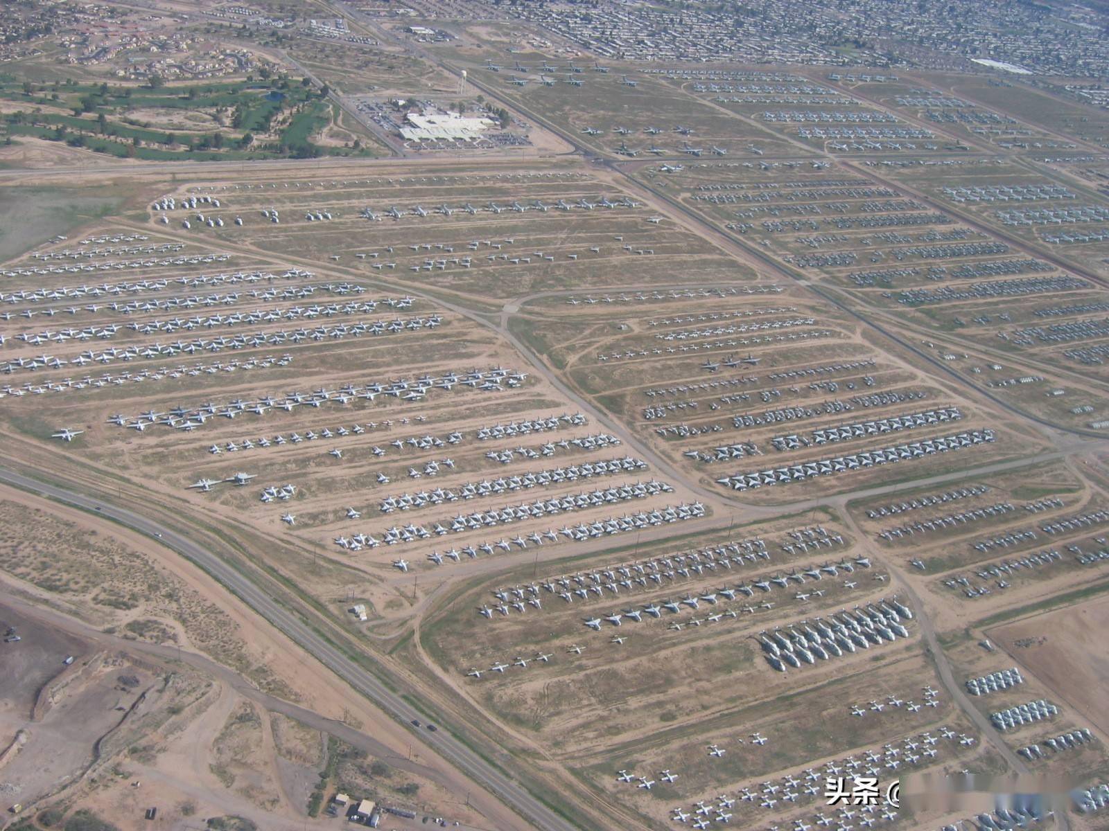 世界上最大的飞机坟场——戴维斯蒙森davis-monthan空军墓地(1)