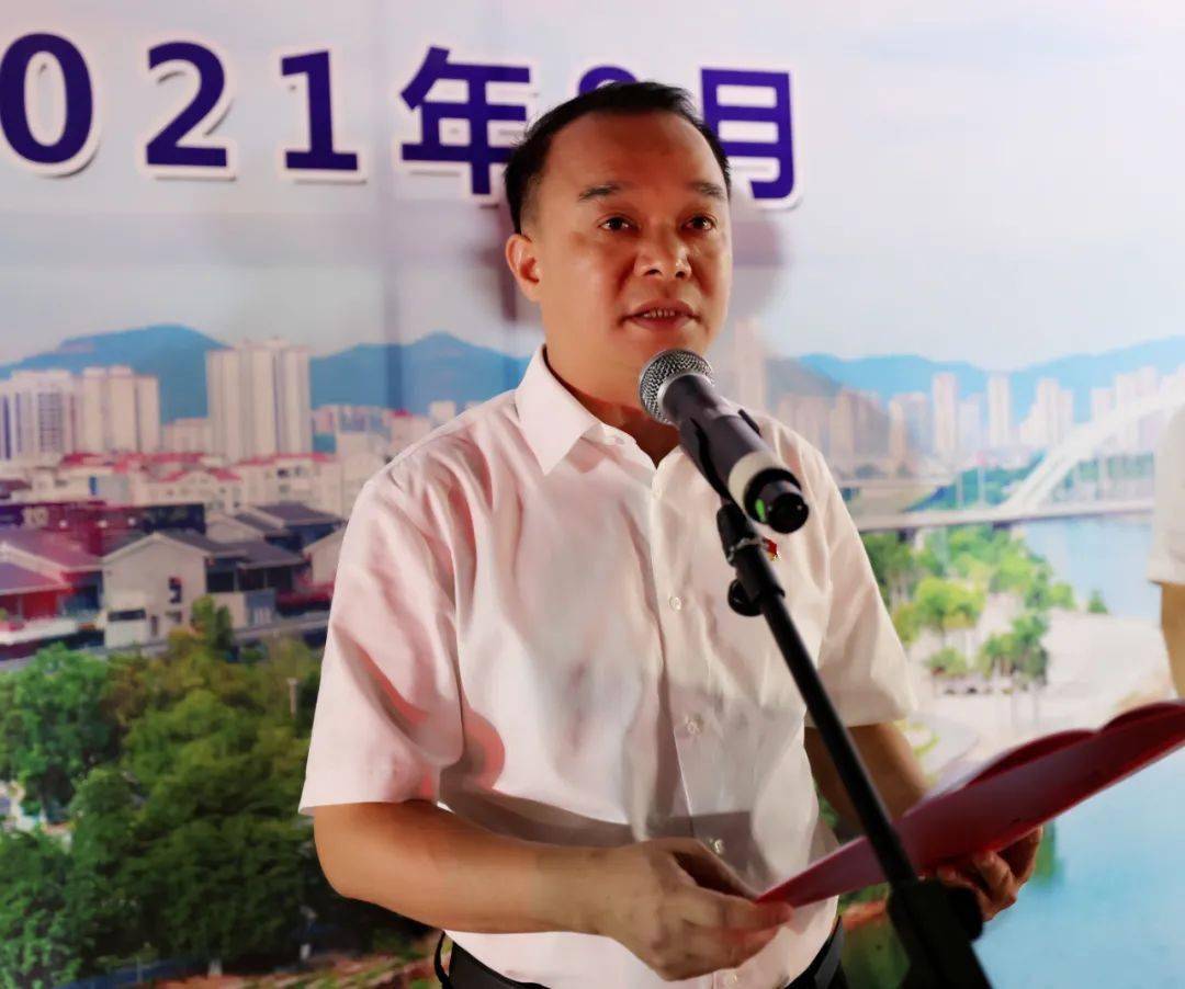 邝生朝,右江区人民政府副区长,市公安局右江分局党委书记,局长杨昌锋