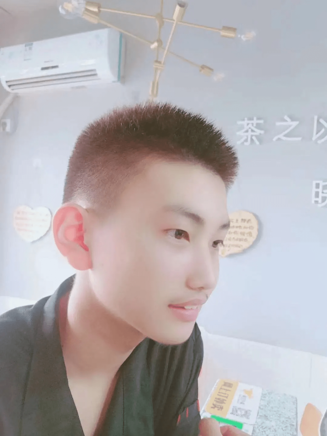 17岁男孩救3人后遇难,被追授为"道德模范"