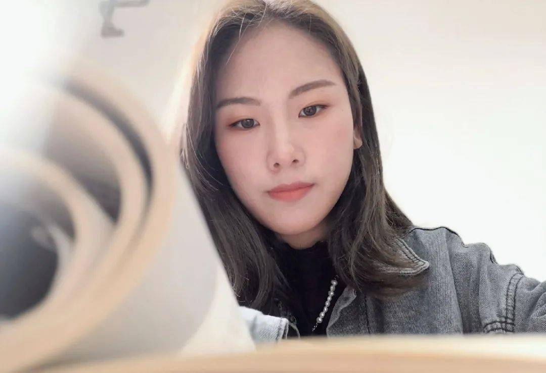 助班简介韩庆宇,来自数科19-1班,现任院团委奖勤助贷部部长,数科19-1