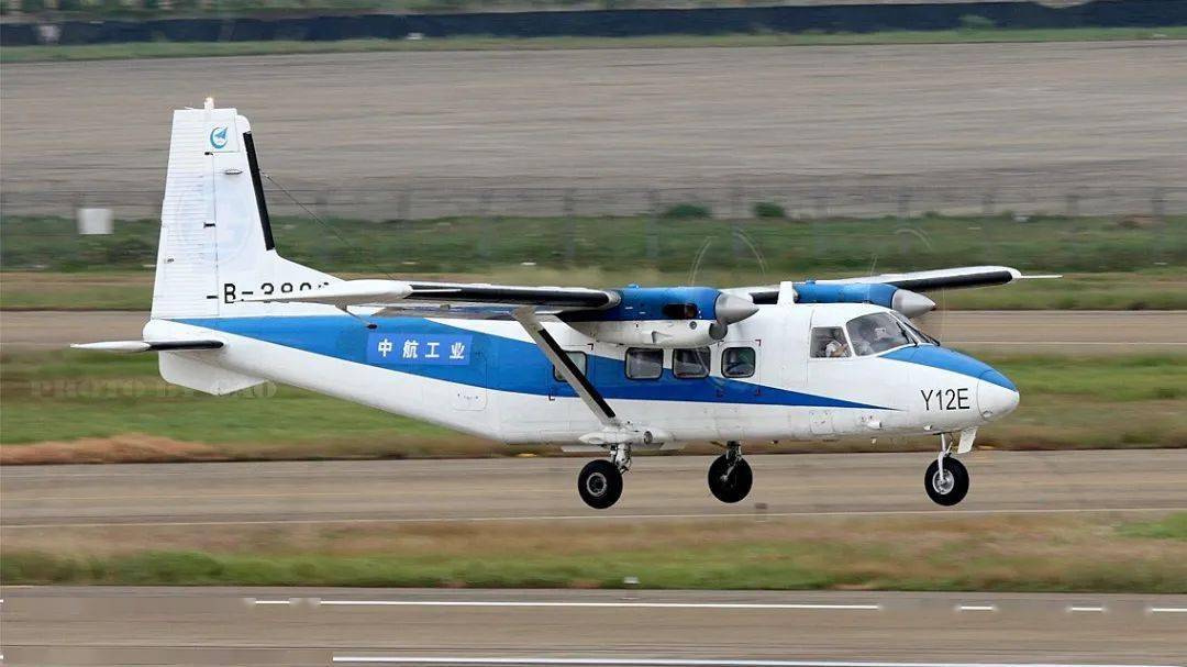 新机入列,珠海通航引进首架运12e型飞机