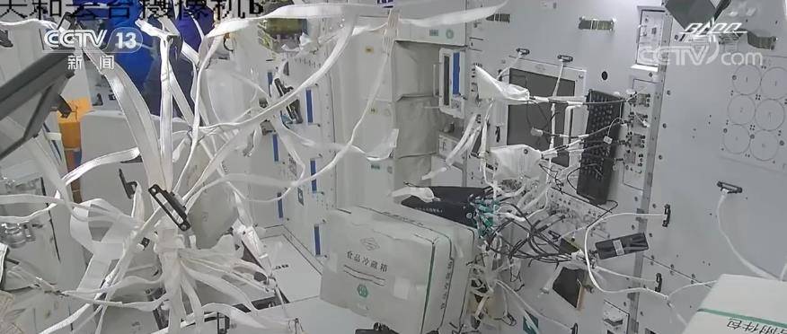 空间站|神舟十二号航天员完成第二次出舱 | 环控生保让资源重复利用 尿液也能