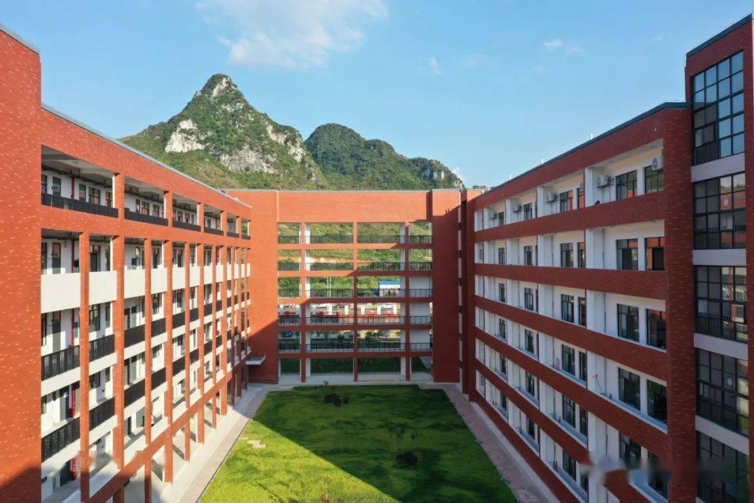 柳城县实验中学老校区现归属于柳城县文昌中学(原大埔中学)使用,目前