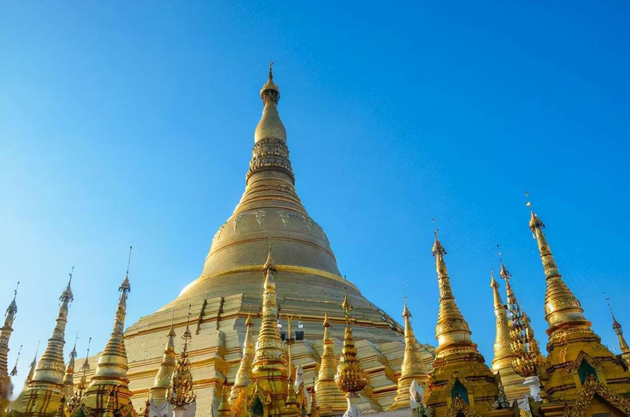 缅甸仰光大金塔称为东方艺术的瑰宝