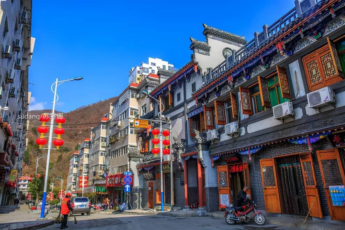 上感受人间烟火回味老街故事与淳朴的乡亲畅聊小城故事★佛坪老街地址