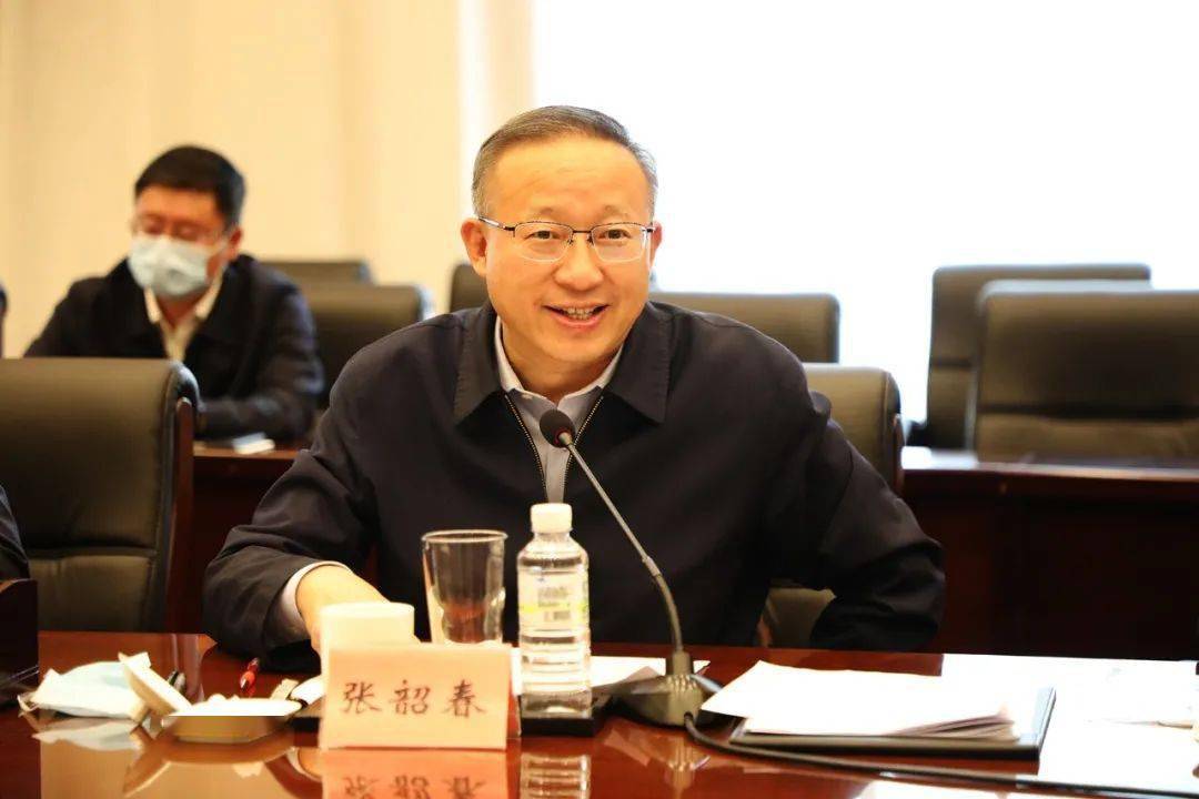 牢记初心使命争取更大光荣张韶春到我市调研呼伦湖流域生态环境综合