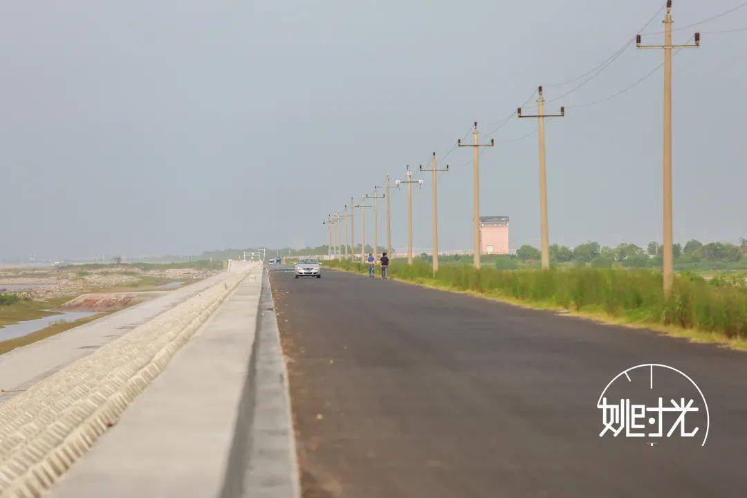 这条马路,将余姚的黄家埠,临山,小曹娥,泗门四个地方,串联了起来.