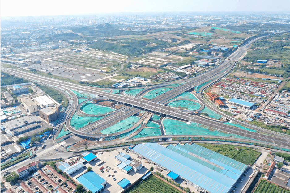 鲁山大道-张辛路立交桥航拍图