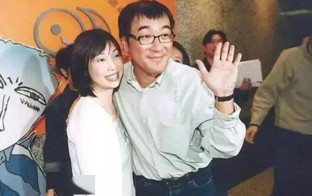 62岁李宗盛与第三任妻子合照上热搜即便爱是错误你我也不会白白受苦