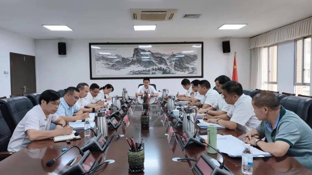 余业伟强调