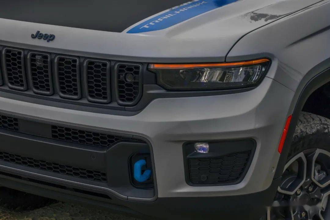 全面革新,jeep发布全新大切诺基官图,新增381匹插混动力 | 酷乐汽车