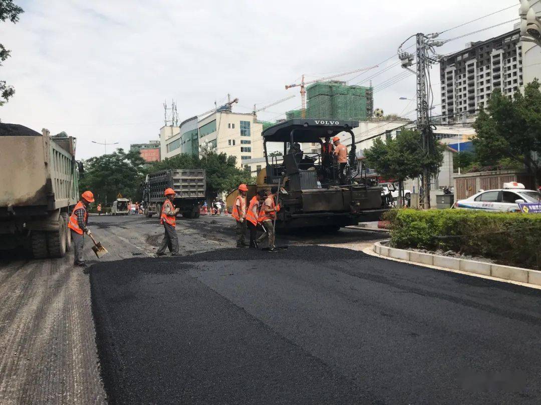 巧家十一条市政主干道路改造升级即将完工