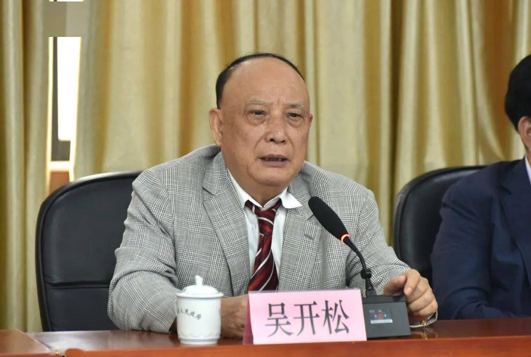 潮阳实验学校董事长郑立平表示!