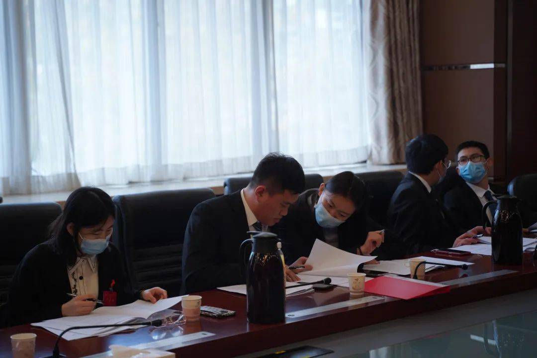 研代会集锦记博士研究生代表孙钰淇的一天