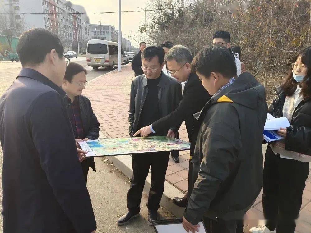 胶州市住建局调研市政道路园林绿化等工作