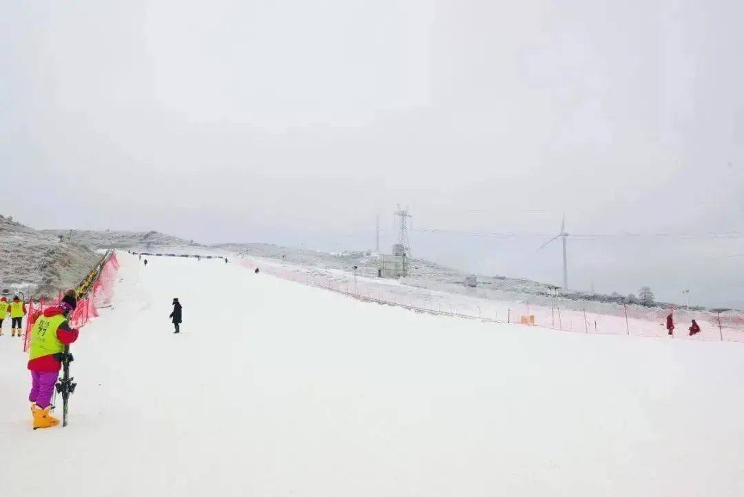 开滑在即这个冬天去贵阳高坡云顶滑雪场开启飞驰人生