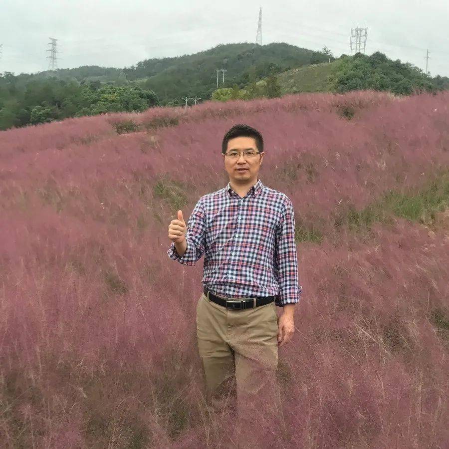 百生写百师高三2班班主任徐剑敏老徐