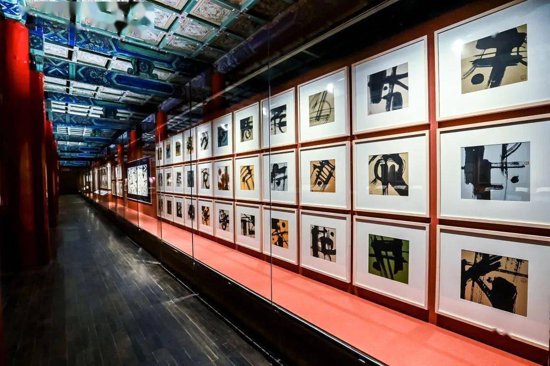 在故宫午门,看韩美林"天书"展!_艺术_展览_文字