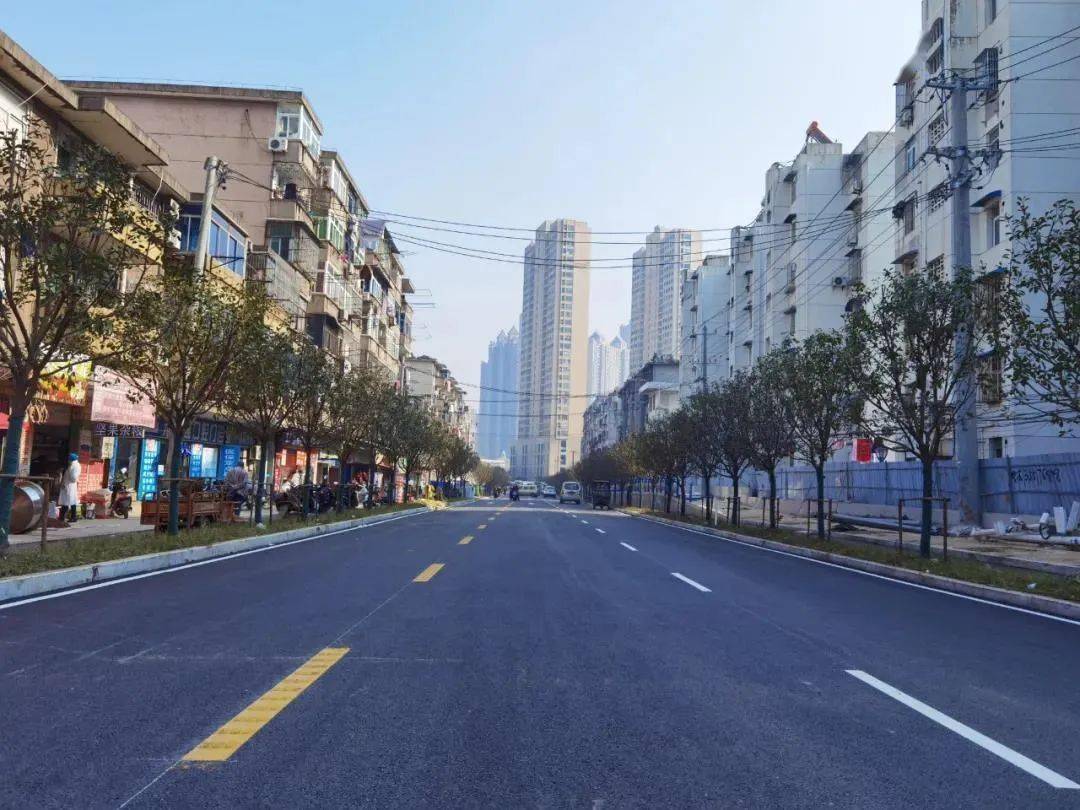 2020年8月,东至路工程正式开工建设,在市大建办,市城乡建设局的全力